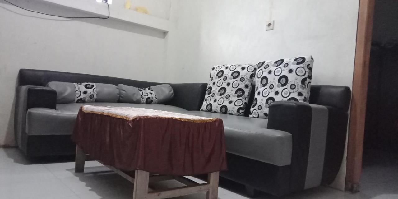 Cheap Inn Banyuwangi Banyuwangi  Exterior foto