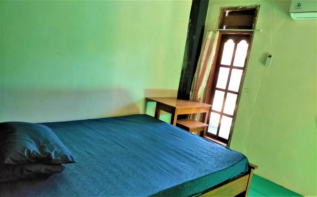 Cheap Inn Banyuwangi Banyuwangi  Exterior foto